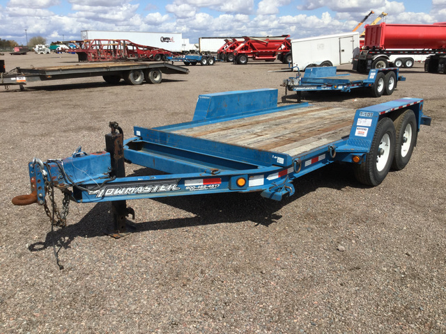 2008 Towmaster T-10T T/A Tilt Deck Equipment Trailer