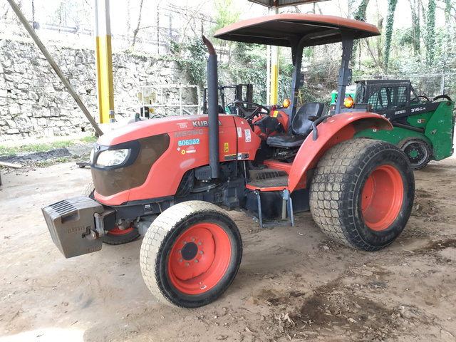 2014 (unverified) Kubota M6060D 4WD Tractor 2014 (unverified) Kubota M6060D 4WD Tractor