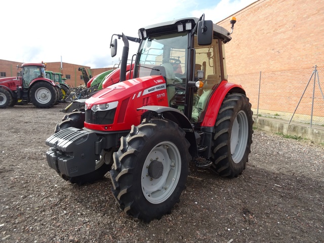 2014 Massey Ferguson 5610 4WD Tractor 2014 Massey Ferguson 5610 4WD Tractor
