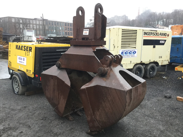 30" Clam Shell Bucket