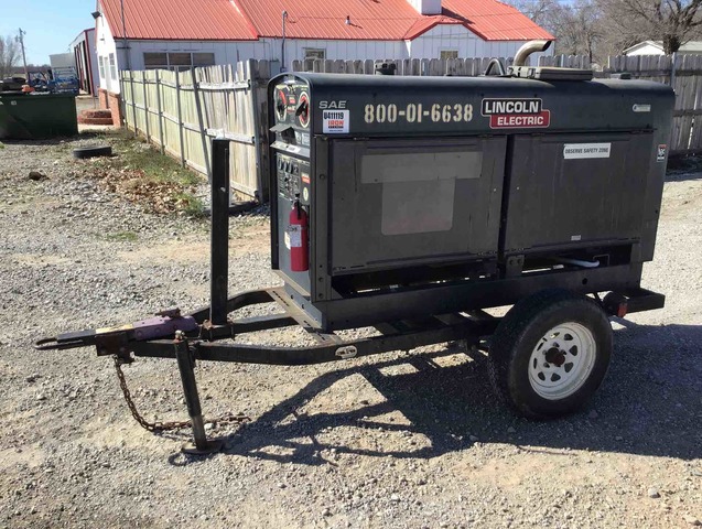 Lincoln Electric SAE-500 Engine Driven Welder