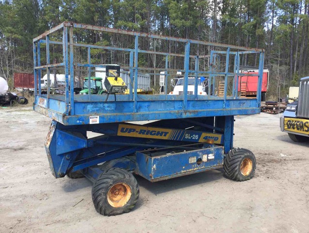 Up-Right SL26 4WD Dual Fuel Scissor Lift