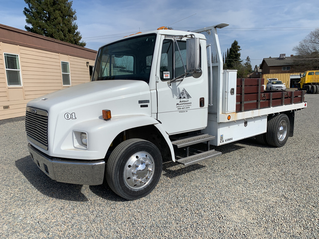 2002 Freightliner FL50 S/A Flatbed Truck 2002 Freightliner FL50 S/A Flatbed Truck