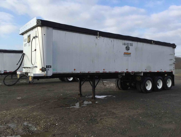 2008 Mac Aluminum Tri/A End Dump Trailer