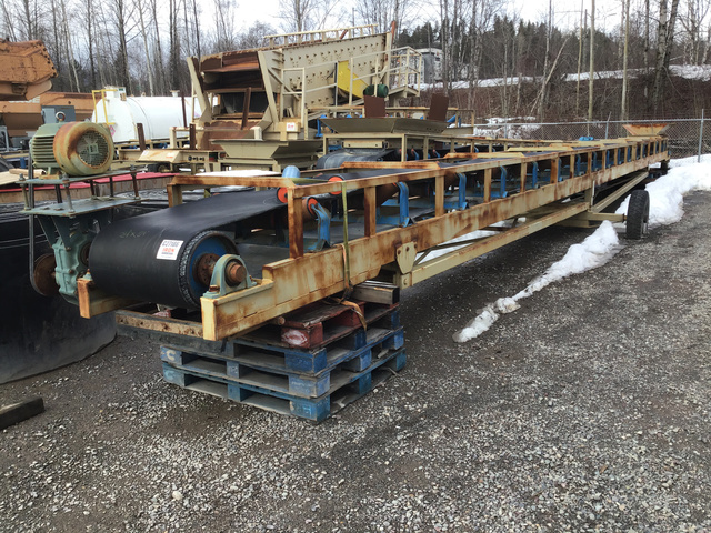 24" x 59' Stacking Conveyor
