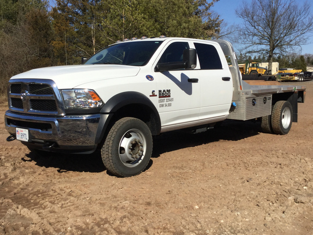 2018 Dodge Ram 5500 Heavy Duty 4x4 Flatbed Truck 2018 Dodge Ram 5500 Heavy Duty 4x4 Flatbed Truck
