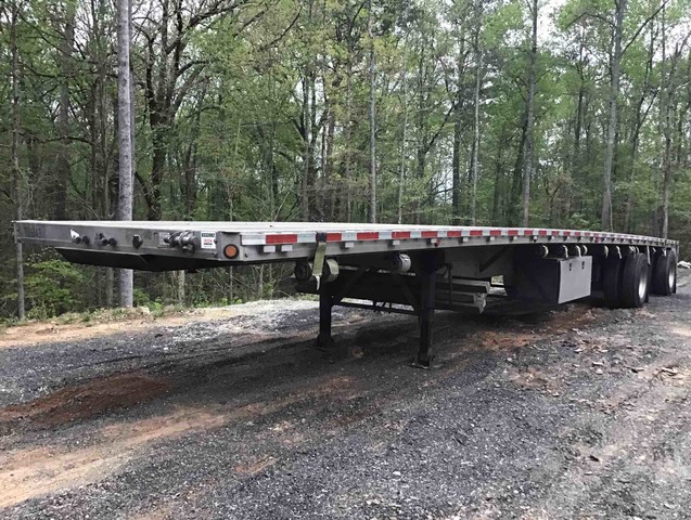 2000 Reitnouer T/A Flatbed Trailer 2000 Reitnouer T/A Flatbed Trailer
