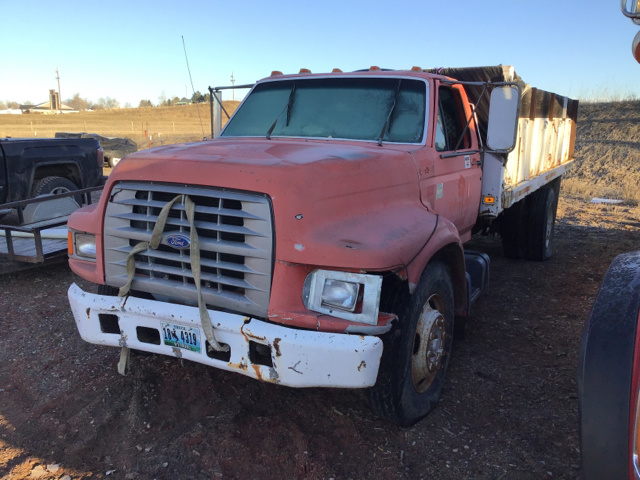 1995 Ford F800 Flatbed S/A Dump Truck 1995 Ford F800 Flatbed S/A Dump Truck