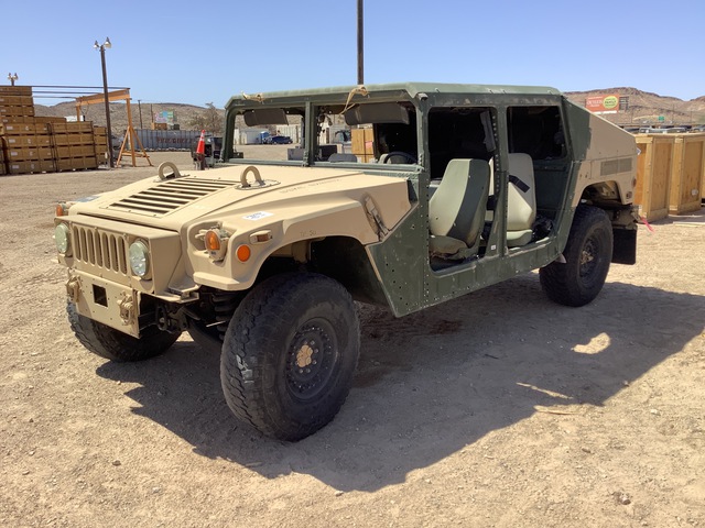 HMMWV M1151A1 HMMWV 4 Door Hard Top w/Slant Back