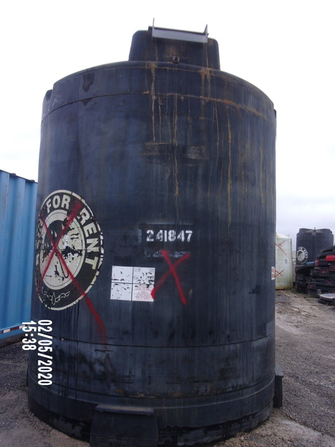 6,900 Gallon Poly Tank