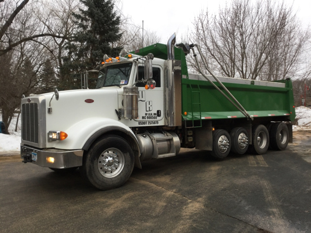 2012 Peterbilt 367 Quad/A Dump Truck 2012 Peterbilt 367 Quad/A Dump Truck