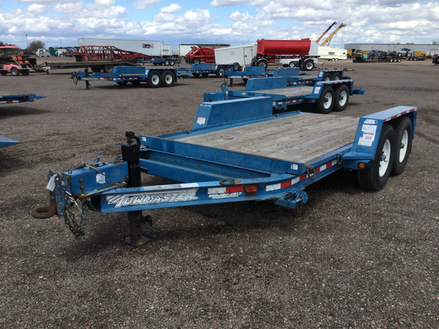 2007 Towmaster T-10T T/A Tilt Deck Equipment Trailer