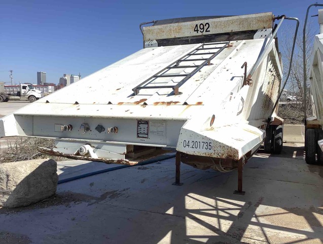 2006 CTS BDT-40 T/A Belly Dump Trailer 2006 CTS BDT-40 T/A Belly Dump Trailer