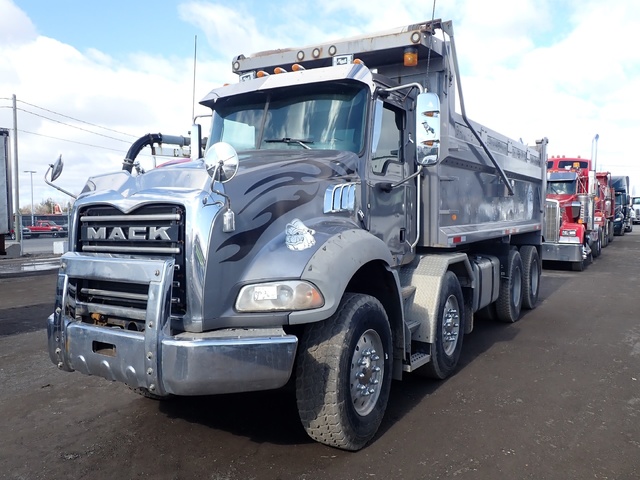 2013 Mack GU813 Tri/A Dump Truck 2013 Mack GU813 Tri/A Dump Truck