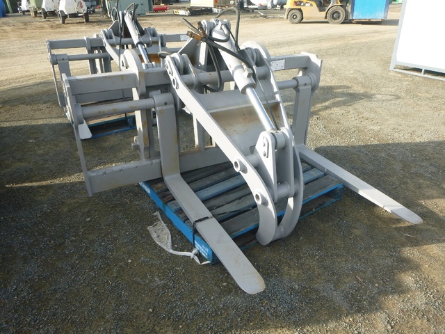2013 AE Wheel Loader Forks