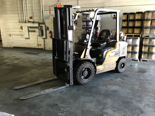 2013 (unverified) Cat 2P6000 Pneumatic Tire Forklift 2013 (unverified) Cat 2P6000 Pneumatic Tire Forklift