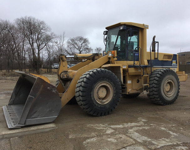 Komatsu WA450-1 Wheel Loader Komatsu WA450-1 Wheel Loader