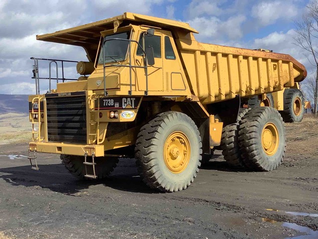 Cat 773B Off-Road End Dump Truck Cat 773B Off-Road End Dump Truck