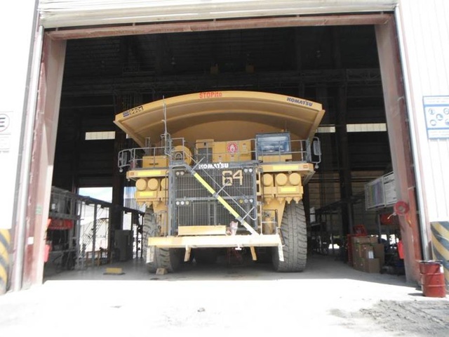 2012 (unverified) Komatsu 960E -2K Off-Road End Dump Truck 2012 (unverified) Komatsu 960E -2K Off-Road End Dump Truck