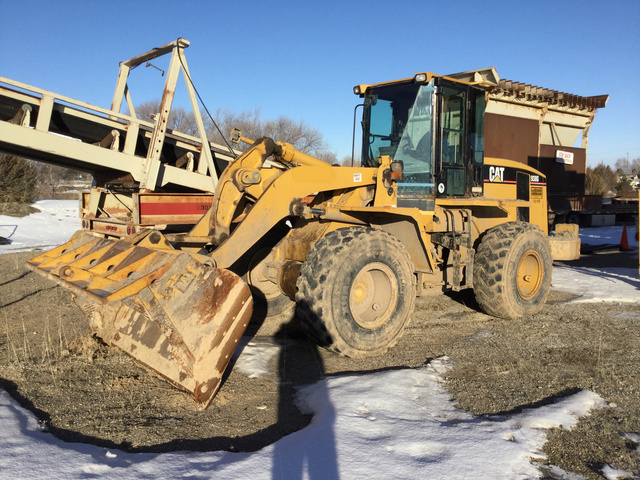 1999 (unverified) Cat 938G Wheel Loader