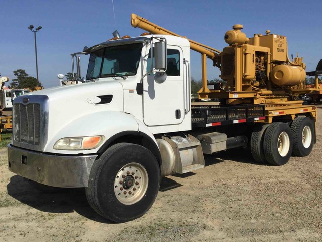 Terex Reedrill 300 Texoma Drill on 2007 Peterbilt 335 T/A Truck