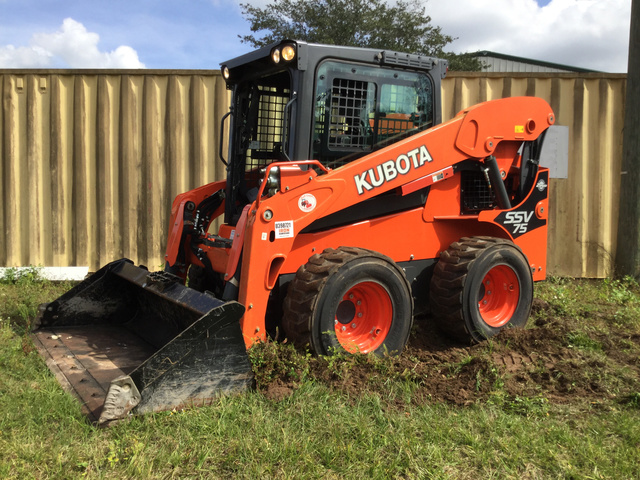 2016 Kubota SSV75 Skid-Steer Loader 2016 Kubota SSV75 Skid-Steer Loader