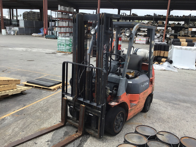 Toyota 7FGCU25 Cushion Tire Forklift
