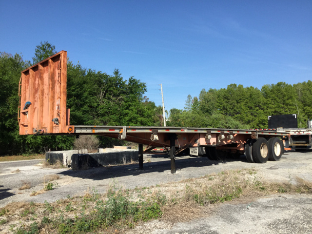 2000 NuVan NVF-37102 T/A Flatbed Trailer