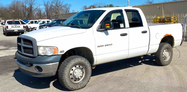 2005 Dodge Ram 2500 4x4 Crew Cab Pickup