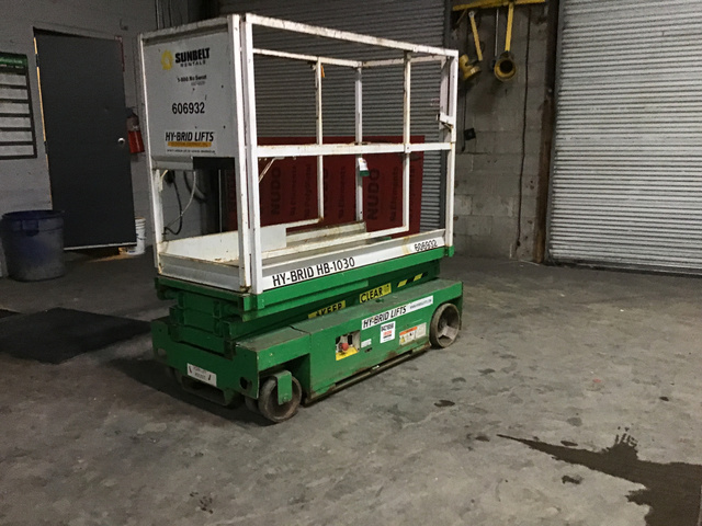 2009 (unverified) Hy-brid HB-1030 Electric Scissor Lift