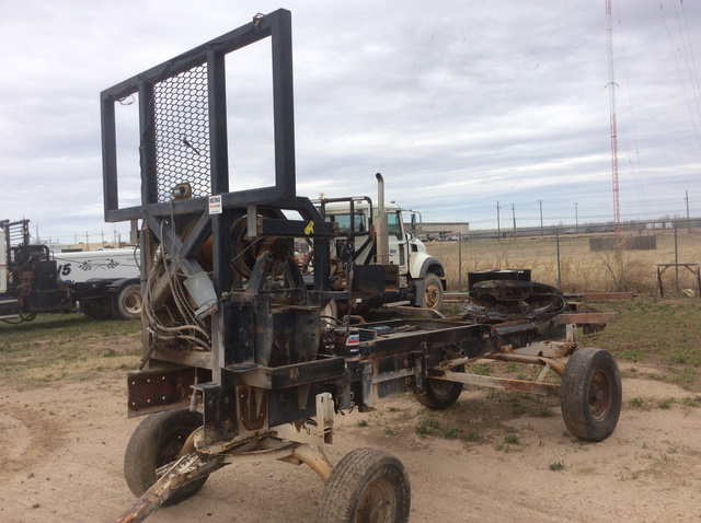 Winch, Headache Rack, 5th Wheel, & Parts - Fits Mack Truck