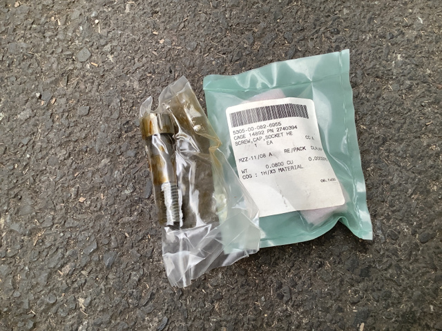 (53) Bendix 2740394 Socket Head Cap Screws (53) Bendix 2740394 Socket Head Cap Screws