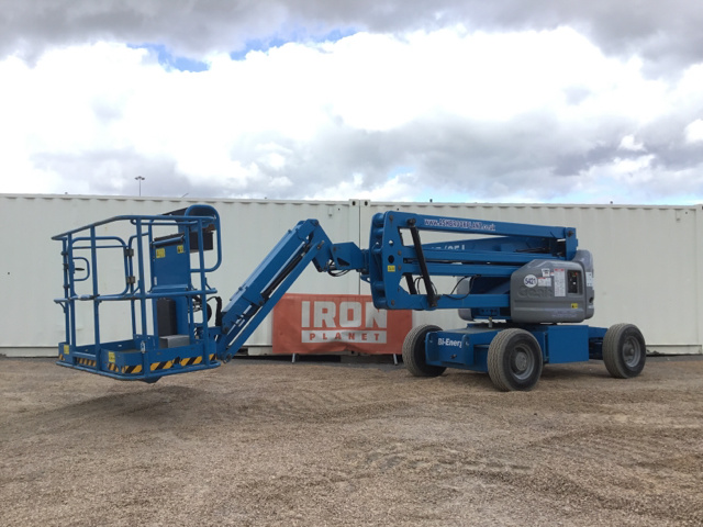 2017 Genie Z45/25J Bi-Energy Electric Articulating Boom Lift 2017 Genie Z45/25J Bi-Energy Electric Articulating Boom Lift