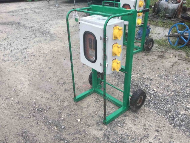 2006 (unverified) Power Temp Systems P-2003-T-S Power Distribution Cart