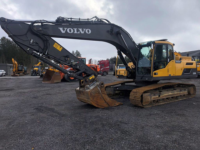 2013 Volvo EC250DL Track Excavator 2013 Volvo EC250DL Track Excavator