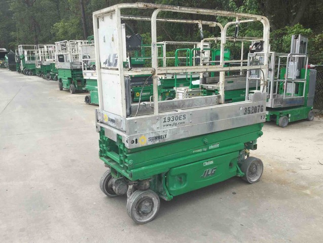 2011 (unverified) JLG 1930ES Electric Scissor Lift