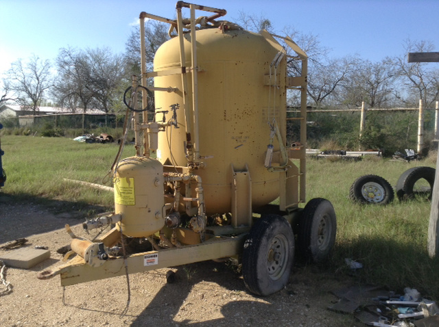 2012 (unverified) Clemco 6060 Sand Blaster on T/A Trailer