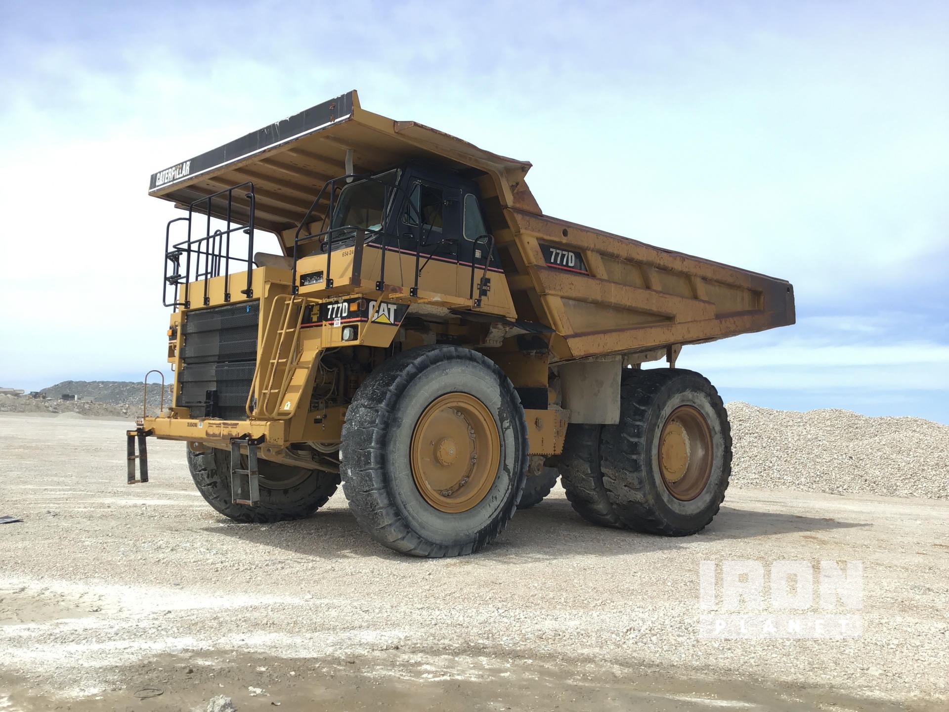 たま777 2006 Cat 777D Off-Road End Dump Truck in Bloomsdale