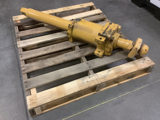 Cat 9J8748 Linear Actuating Cylinder Assembly
