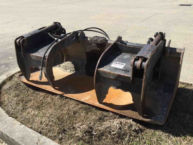 2015 Paladin 118760022 Skid Steer Grapple Bucket