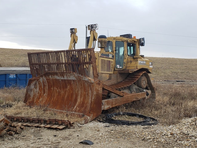 Cat D8R Crawler Dozer