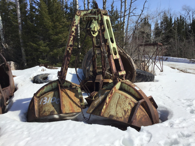 Hayward 820 Three Tine Grapple Assembly Hayward 820 Three Tine Grapple Assembly