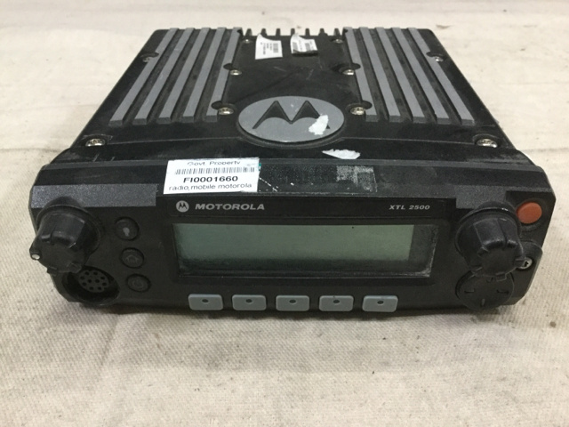 Motorola XTL 2500 Digital Mobile Radio