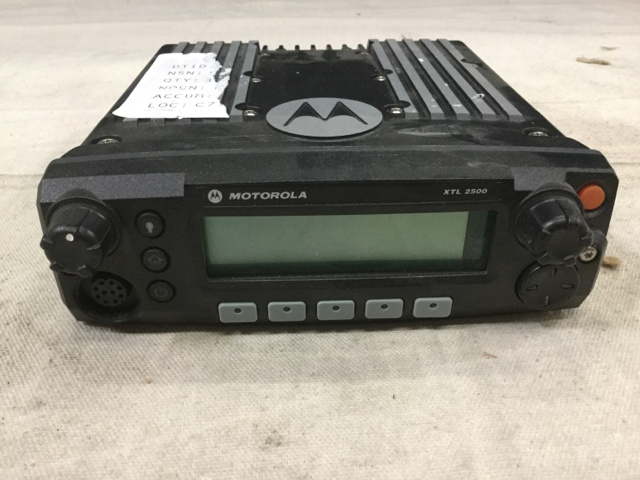 Motorola XTL 2500 Digital Mobile Radio