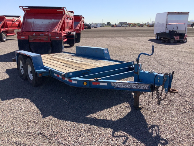 2008 (unverified) Towmaster T-10T T/A Tilt Deck Equipment Trailer