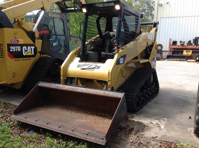 2010 Cat 257B3 Compact Track Loader 2010 Cat 257B3 Compact Track Loader