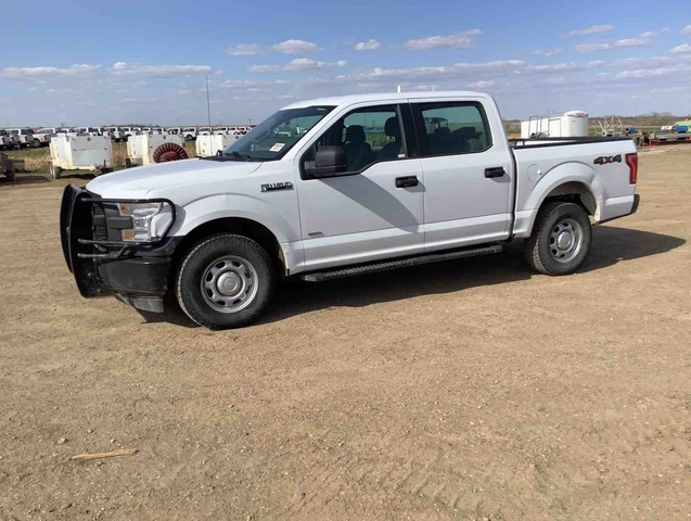 2017 Ford F-150 XL 4x4 Crew Cab Pickup 2017 Ford F-150 XL 4x4 Crew Cab Pickup