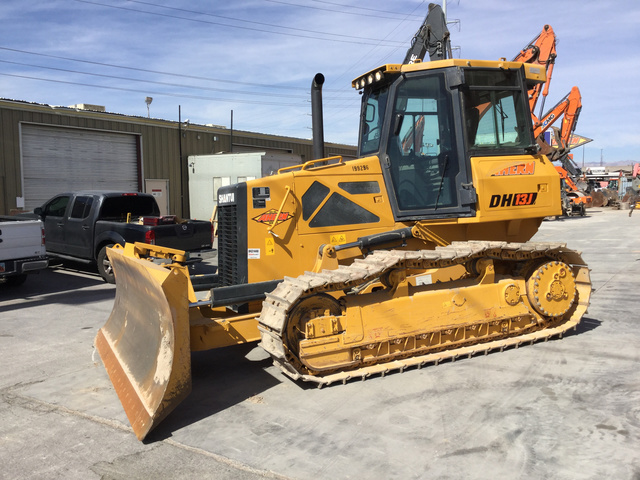 2017 Shantui DH13J Crawler Dozer 2017 Shantui DH13J Crawler Dozer