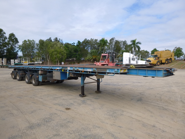 2012 Drake 16 M Quad/A Extendable Blade Flat Top Trailer 2012 Drake 16 M Quad/A Extendable Blade Flat Top Trailer