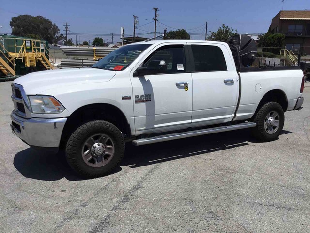 2016 Ram 2500 Heavy Duty SLT 4x4 Crew Cab Pickup 2016 Ram 2500 Heavy Duty SLT 4x4 Crew Cab Pickup